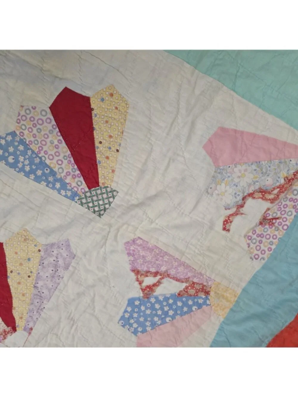 Vintage Handmade Handstitched Fan Quilt Blue Red 84 x 67 Farm Fabric